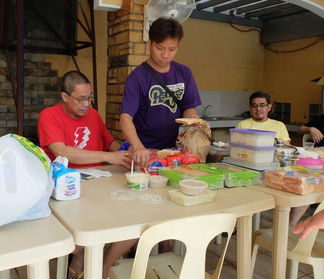 2015 may 27 APC SoCSIT Team Building 056